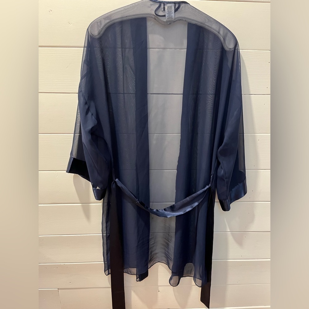 LINDA Intimates – Sheer Navy Blue Robe – Size M - Picture 7 of 7
